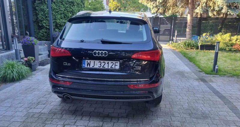 Audi Q5 cena 109800 przebieg: 104000, rok produkcji 2016 z Warszawa małe 232